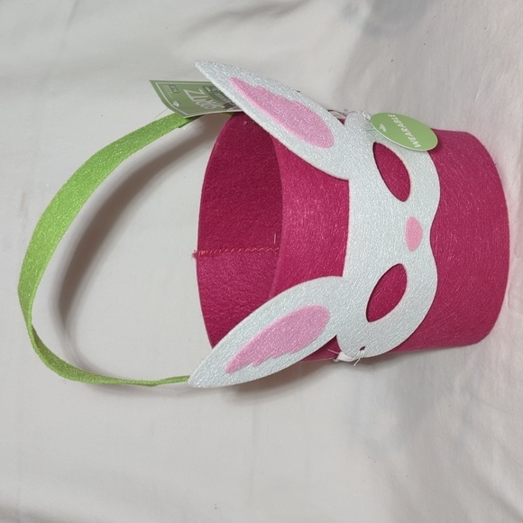 Felt Bunny Basket with Wearable Mask Pink Easter Spritz Brand NWT - Picture 1 of 9